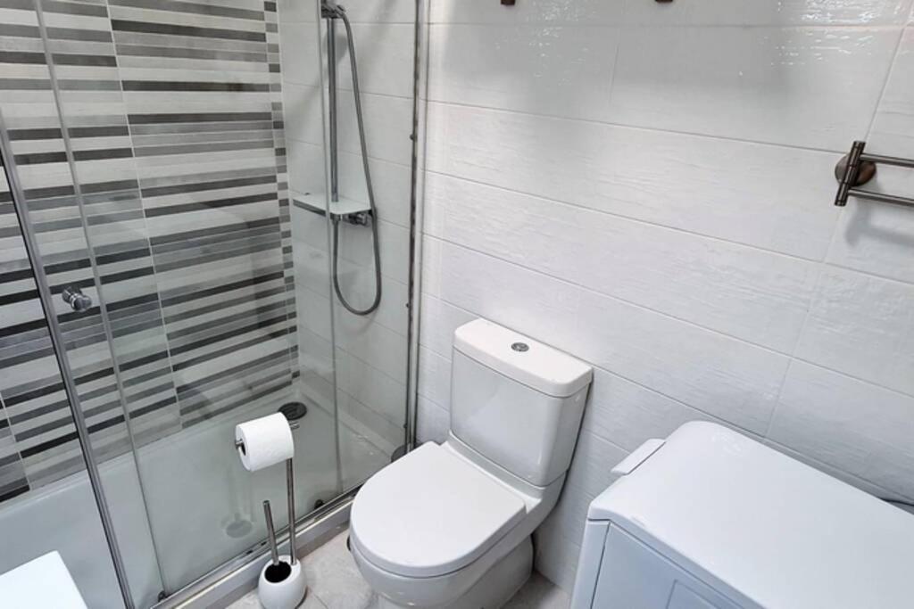 Apartamento Lujoso Y Moderno Vistas Panoramicas Al Mar 마르베야 외부 사진
