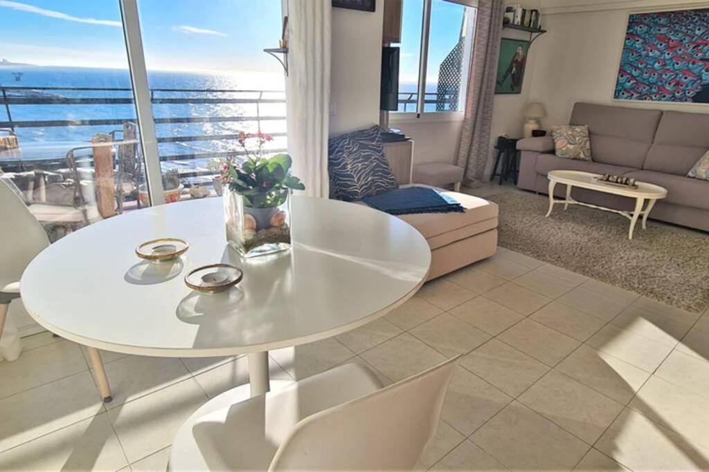 Apartamento Lujoso Y Moderno Vistas Panoramicas Al Mar 마르베야 외부 사진